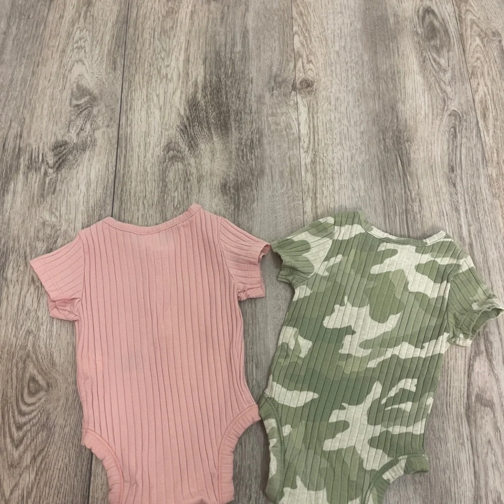 Old Navy 0-3 Month Onesie Bundle